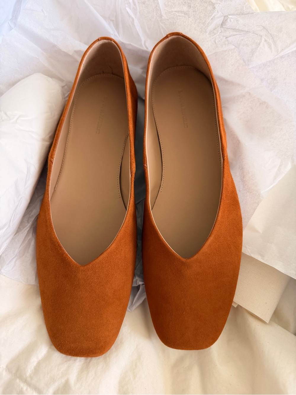 Banana Republic Ballerina Flats Suede Chestnut BNIB SOLD OUT